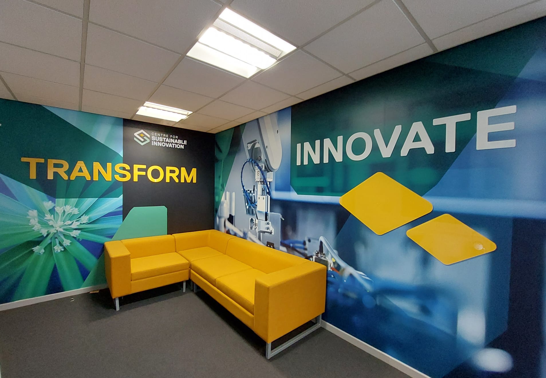 Salford Business School celebrates Peninsula UK's 40th Anniversary